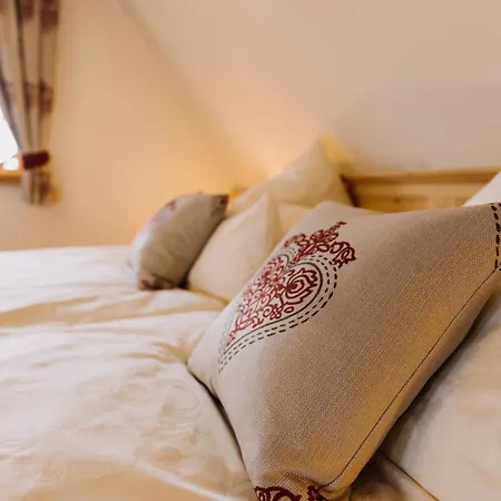 Erzgebirgshaus Zirbenliebe 펜션 *