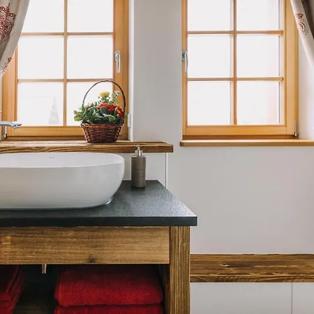 Erzgebirgshaus Zirbenliebe *