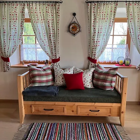 Erzgebirgshaus Zirbenliebe *