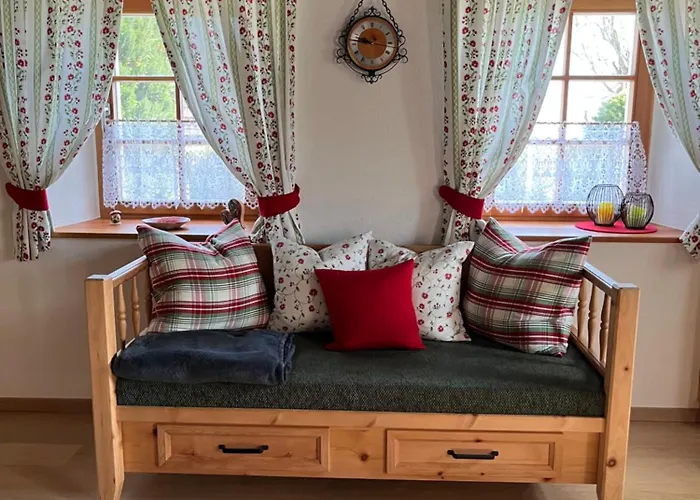 Erzgebirgshaus Zirbenliebe *